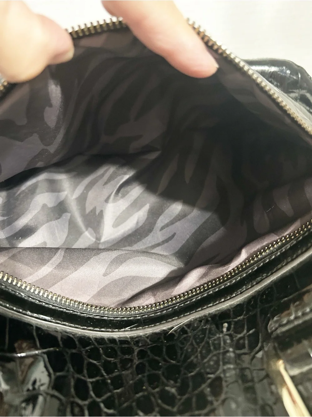 Anne Klein Black Crocodile Embossed Tote Bag Gold Lion Logo Structured Work Bag